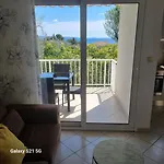 Apartment Green Oasis